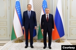 Rossiya Tashqi ishlar vaziri Sergey Lavrov Prezident Mirziyoyev bilan, Toshkent, 28-iyul, 2022