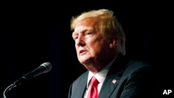 ARCHIVO - El expresidente Donald Trump habla durante un evento el 8 de julio de 2022 en Las Vegas, Nevada, EEUU.