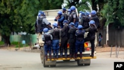 Members of the Zimbabwe Republic Police