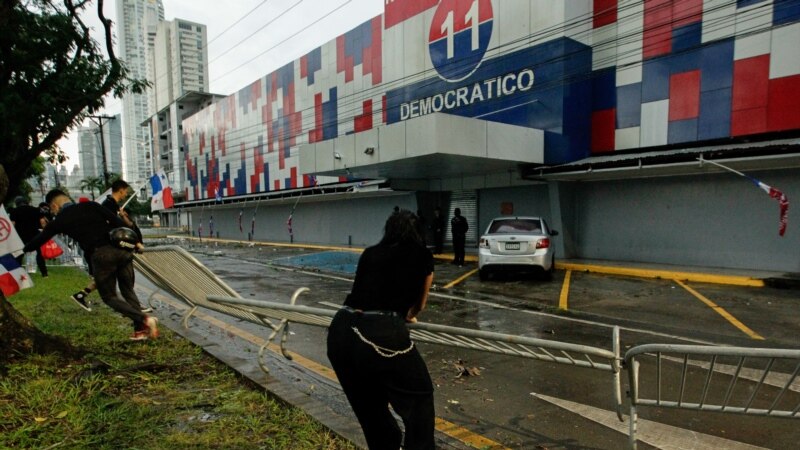New Talks Begin To End Panama Economic Protests