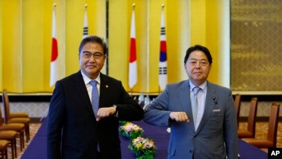 Japan South Korea Foreign Ministers Agree To Improve Ties