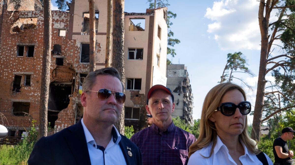 Top US Delegation Visits Kyiv, Vows to Ensure Continuing Support - Vimarsana News