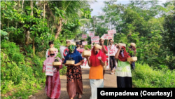 Perempuan menjadi elemen penting penolakan tambang oleh warga Wadas. (Foto: Gempadewa)