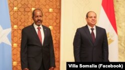 Sisi iyo Xasan Sheekh 