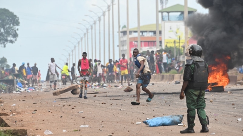 Manifestations sporadiques contre la junte à Conakry