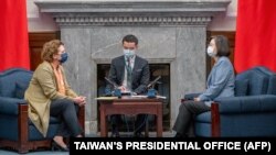 欧洲议会副议长妮古拉∙贝尔（Nicola Beer）与台湾总统蔡英文在台北举行会晤。（2022年7月20日）