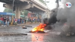 Manifestantes prenden fuego a neumáticos en las calles de Panamá 