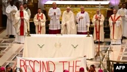 Dîmeneke ji serdana Papa Francis ya li Kanada