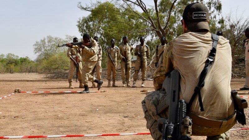 Quinze soldats burkinabè tués lors d'une double attaque à l'engin explosif