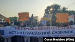 Manifestação a favor do recenseamento eleitoral em São Tomé e Príncipe