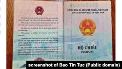 Mẫu hộ chiếu mới của Việt Nam.