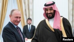 محمد بن سلمان ولیعهد سعودی و ولادیمیر پوتین رئیس‌جمهوری روسیه ۲۴ خرداد ماه و در حاشیه بازی‌های جام جهانی با یکدیگر دیدار کردند.