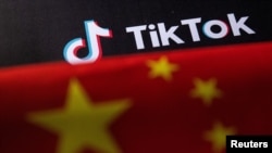 Tiktok標誌和中國國旗