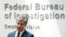 Direkte FBI Christopher Wray pale pandan yon konferans pou lapres, Mekredi 10 Out, 2022 nan vil Omaha, eta Nebraska. 