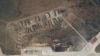 تصویر ماهواره‌ای، پایگاه هوایی تخریب شده «ساکی» در شبه جزیره کریمه را نشان می‌دهد. ۱۰ اوت ۲۰۲۲ 