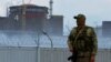 Запорожская АЭС: сотрудники работают под прицелами российских военных