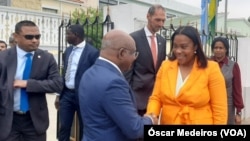 Abdulla Shahid, presidente da Assembleia Geral da ONU, e Edite Ten-jua, ministra dos Negócios Estrangeiros, Cooperação e Comunidades de São Tomé e Príncipe, São Tomé, 18 Agosto 2022