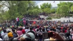 Lidè Pitit Dessalines nan Moise Jean Charles mande pou pri pwodui premye nesesite yo bese.