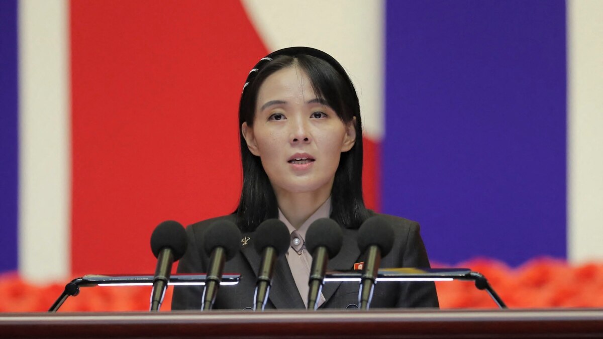 북한 <b>김여정</b>, 윤석열 <b>정부</b> 대북정책 조롱 <b>담화</b>… “한국 내 남남갈등 노골적 ...