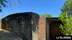 在所罗门群岛瓜达尔卡纳尔省美军建的防空洞。（美国之音莉雅）