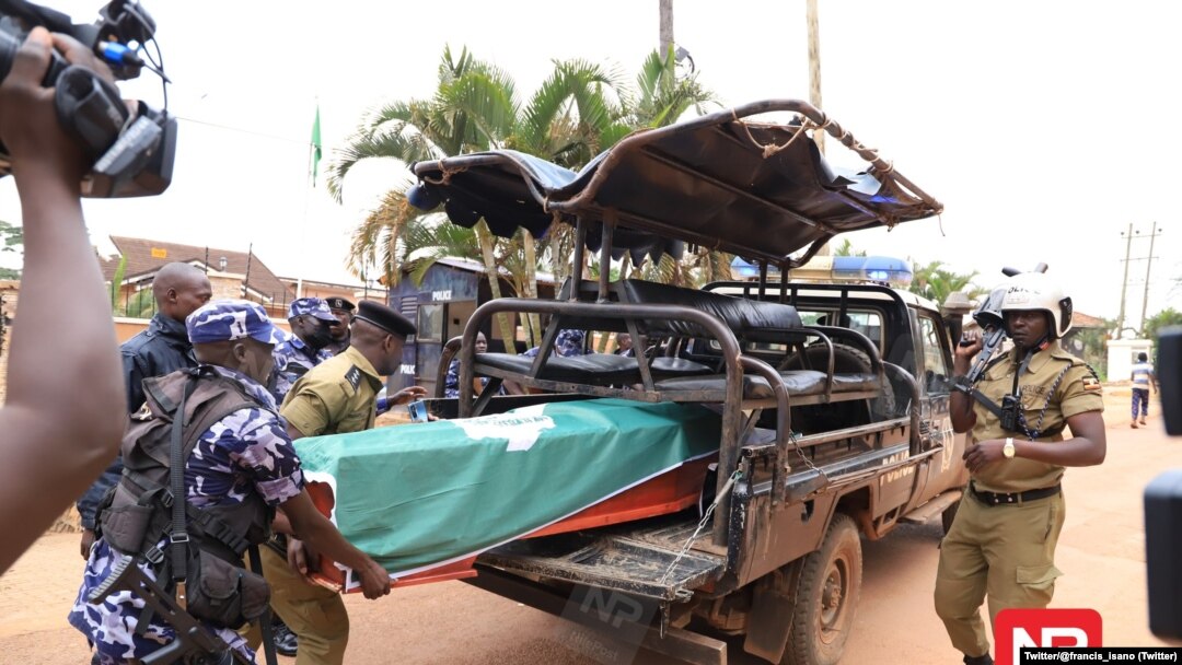Bamwe mu bakoze imyiyerekano mu ndwi iheze biyamiriza iyicwa ry'uwundi mukobwa wo muri uganda yiciwe muri Arabiya Sawudite 