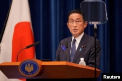 기시다 후미오 일본 총리가 도쿄 관저에서 연설하고 있다. (자료사진)