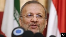 مه‌نوچه‌هر موتـته‌کی وه‌زیری ده‌ره‌وه‌ی ئێران، (ئه‌رشیفی وێنه‌)