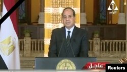 Le président égyptien Abdel Fattah Al Sisi fait une déclaration télévisée sur l'attentat dans le nord du Sinaï, au Caire, 24 novembre 2017.