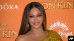 Beyonce saat menghadiri pemutaran perdana film 'Lion King' di London, Minggu, 14 Juli 2019. (Foto: Joel C Ryan / Invision / AP)