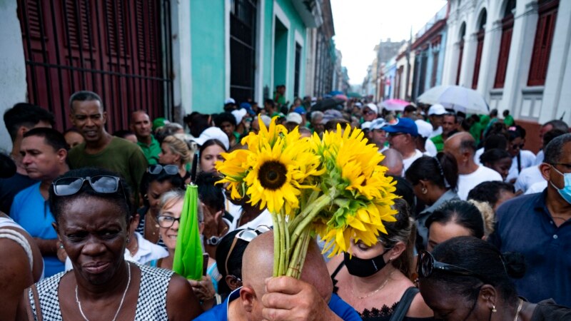 Cuba Asks US For Technical Help to Clean Up Oil Depot After Fire