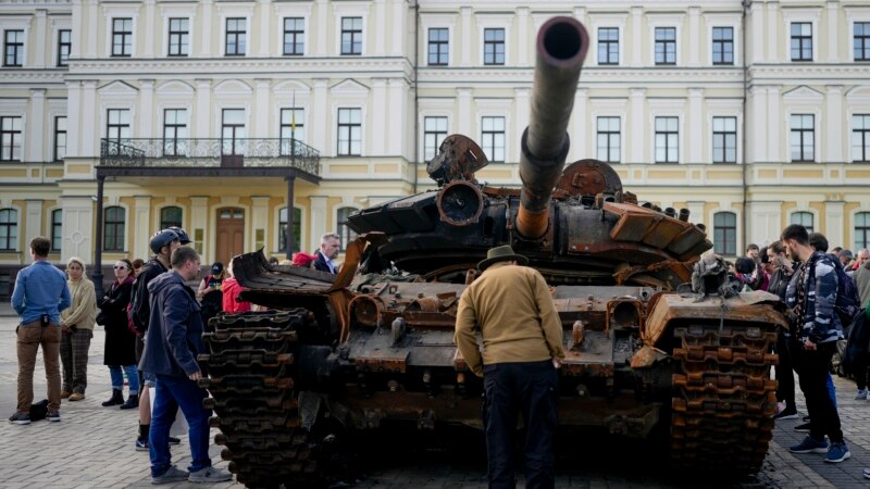 Report: Russian Disinformation Spreading Widely Online