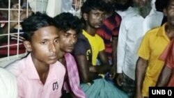 উদ্ধারকারী ট্রলারে ফিরেছেন দেড় শতাধিক জেলে, এখনও নিখোঁজ ২৫০ জন। 