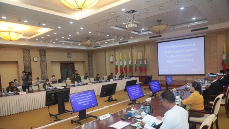 Dewan Militer dan beberapa partai politik membahas amandemen konstitusi