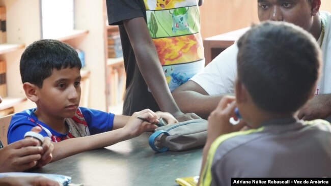 La casa hogar Domingo Savio, en Caracas, atiende a 16 niños en riesgo