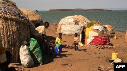 La montée des eaux a fini par engloutir la route, isolant la tribu El-Molo sur une île au milieu du lac.