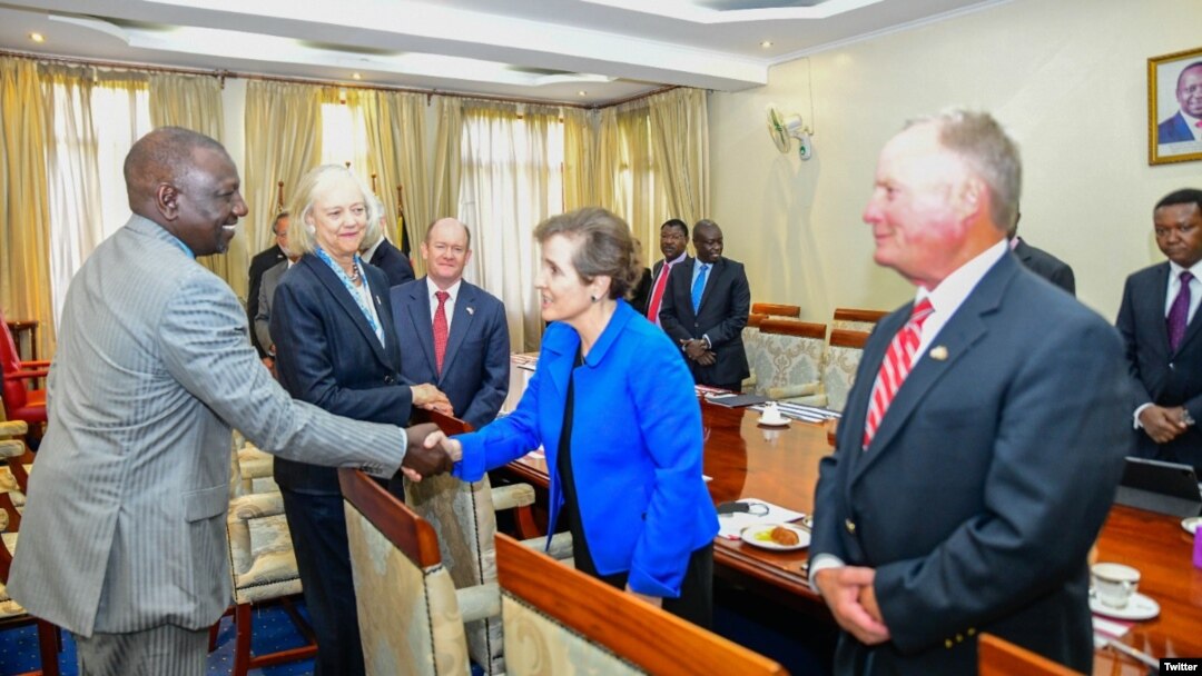 William Ruto na bamwe mu bashingamateka b'Amerika bagiye muri Kenya