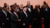 北京宣布免除非洲17国债务，网民讥讽“对外施援手，对内出重拳”