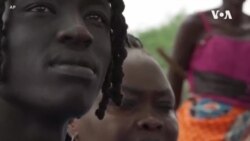 Le basketteur Wenyen Gabriel en vacances au Soudan du Sud