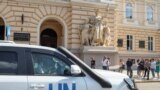 El secretario general de las Naciones Unidas, Antonio Guterres, se desplaza un automóvil después de una visita a la Universidad Nacional Ivan Franko de Lviv, en medio del ataque de Rusia a Ucrania, en Lviv, Ucrania, el 18 de agosto de 2022. REUTERS/Gleb Garanich