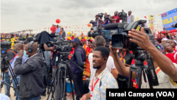 Jornalistas no comício do MPLA no Camama, Luanda, Angola