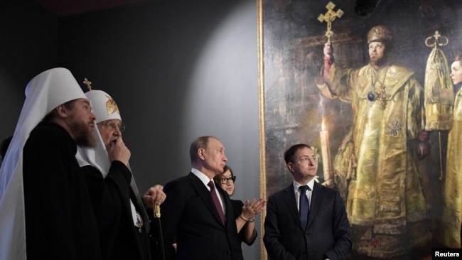 Владимир Путин и патриарх Кирилл. Архивное фото.