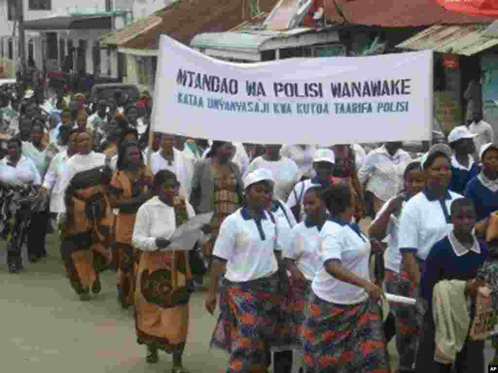 Maandamano kuadhimisha siku ya wanawake Iringa Tanzania