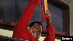 Tổng thống Venezuela Hugo Chavez tái đắc cử