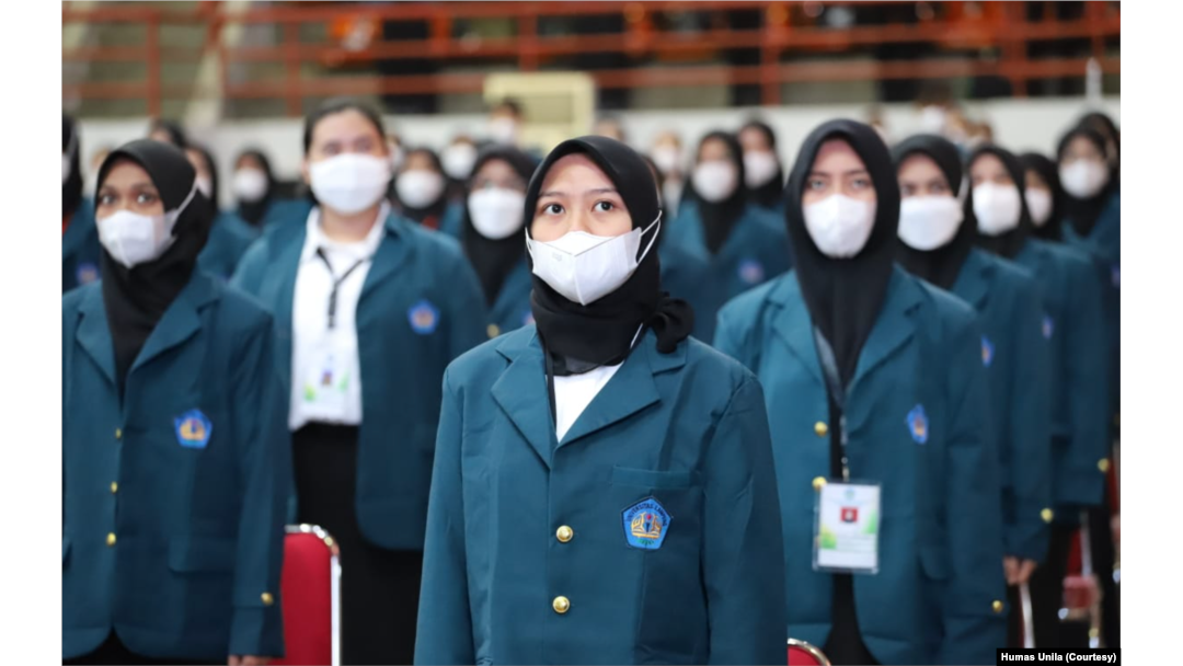 Mahasiswa baru Unila mengikuti Pengenalan Kehidupan Kampus bagi Mahasiswa Baru, 15-19 Agustus 2022 sebagai ilustrasi. (Foto: Humas Unila)