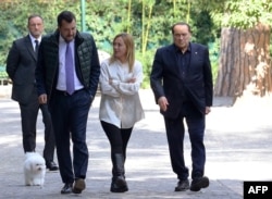 Lider partije Liga, Matteo Salvini, Giorgia Meloni i lideri partije Forza Italia Silvio Berlusconi poslije sastanka u Rimu, 20. oktobra 2021.