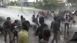 Sri Lanka Police Fire Tear Gas, Water Cannons to Disperse Protesters 