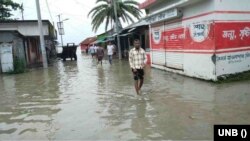 বঙ্গোপসাগরে নিম্নচাপ: উপকূলীয় চার জেলার নিম্নাঞ্চল প্লাবিত। 