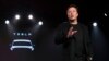 Elon Musk Jual Saham Tesla Senilai Hampir $4 Miliar