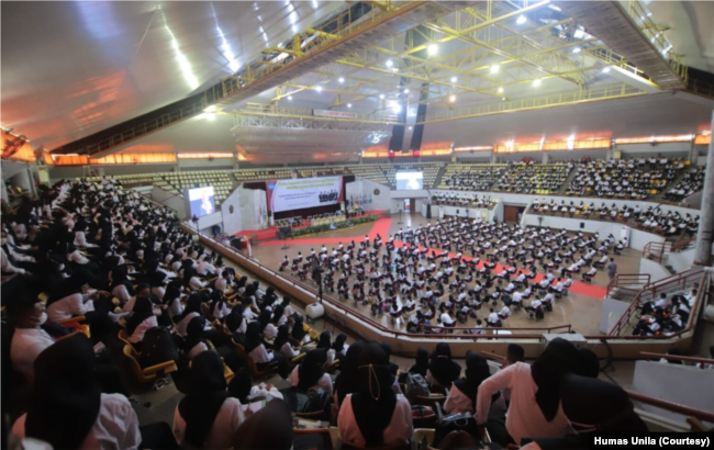 Sebanyak 9.277 mahasiswa baru Universitas Lampung (Unila) mengikuti Pengenalan Kehidupan Kampus bagi Mahasiswa Baru (PKKMB) Senin, 15 Agustus 2022. (Foto: Humas Unila)