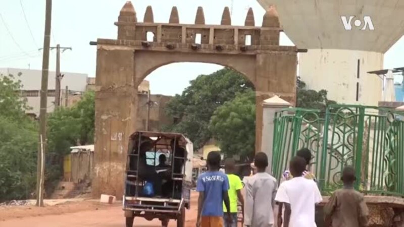 Mopti, point de brassage des cultures du Mali, sous la menace jihadiste